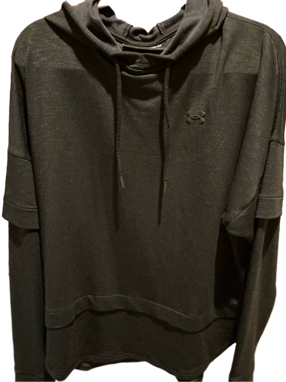 201. WOMENS UNDER ARMOUR XL DETAIL SWEATER